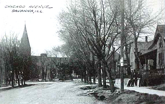 1910-Homes on Chicago Avenue, Savanna